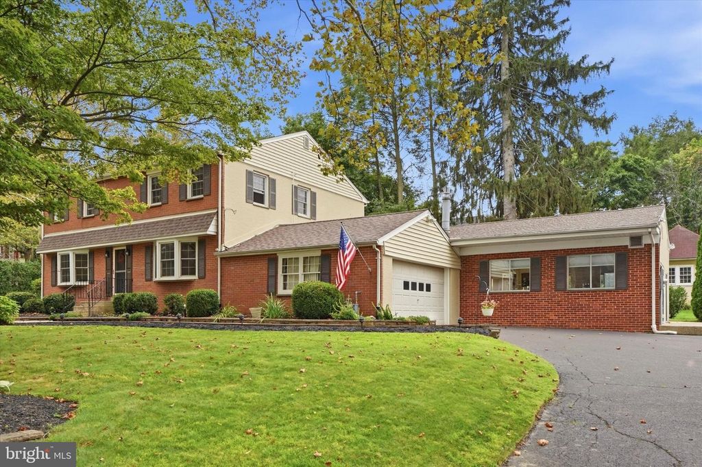 1708 MADEIRA AVE, Jenkintown, PA 19046