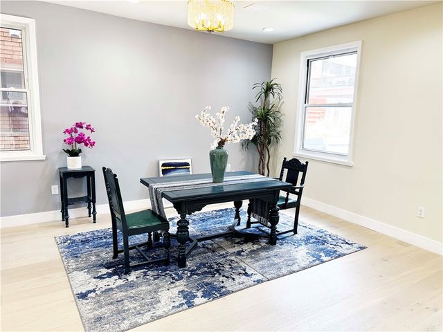 836 Farragut St, Highland Park, PA 15206