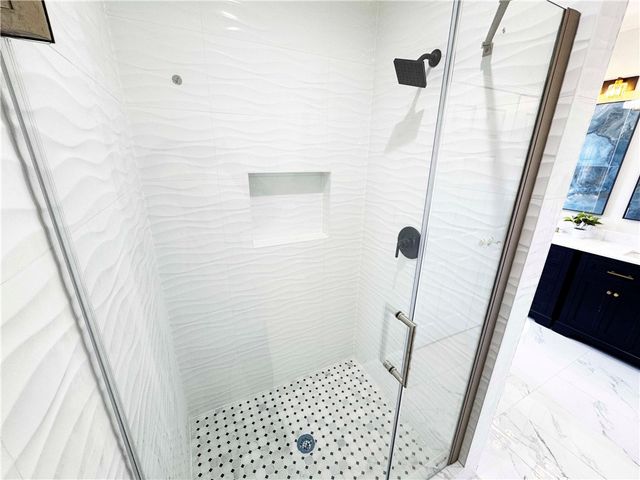 836 Farragut St, Highland Park, PA 15206