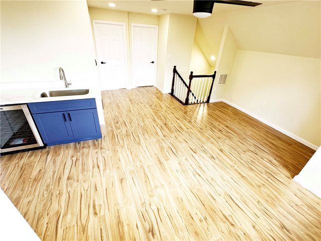 836 Farragut St, Highland Park, PA 15206
