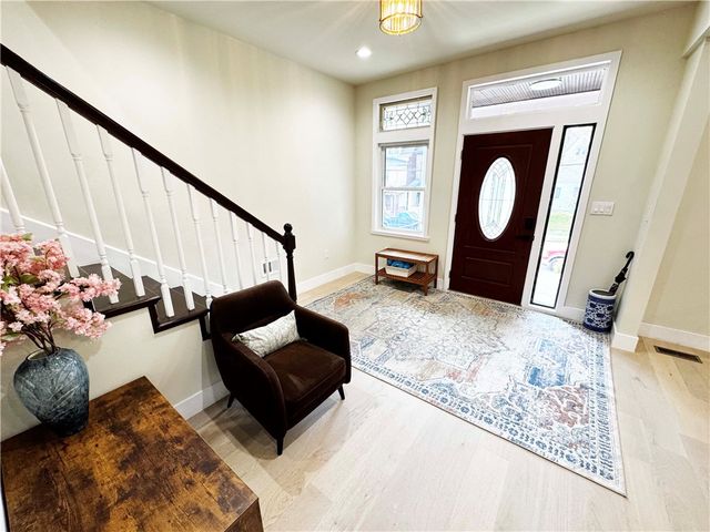 836 Farragut St, Highland Park, PA 15206