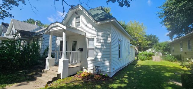 1012 W 6Th St Street, Waterloo, IA 50702