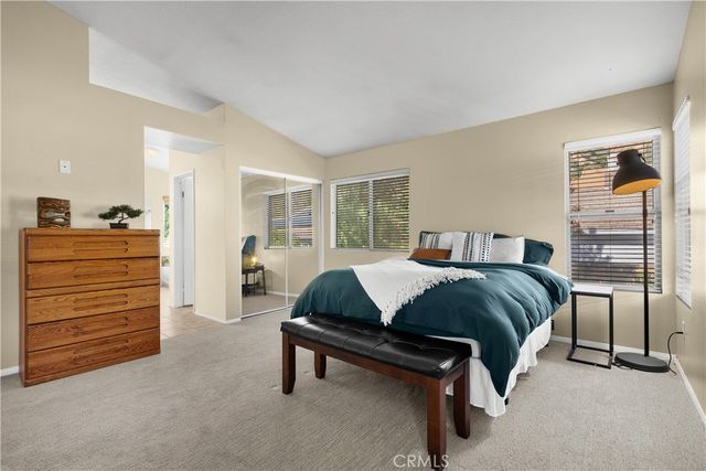 27687 Ron Ridge, Saugus, CA 91350