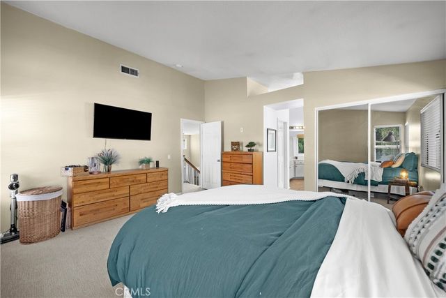 27687 Ron Ridge, Saugus, CA 91350