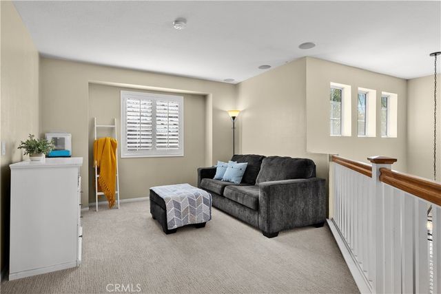 27687 Ron Ridge, Saugus, CA 91350