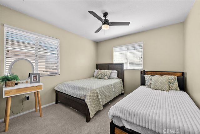 27687 Ron Ridge, Saugus, CA 91350