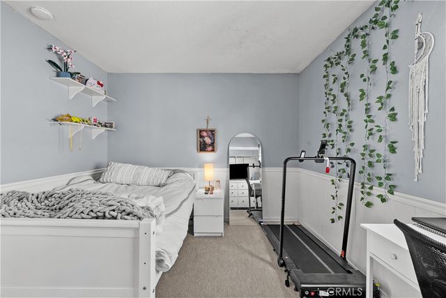 27687 Ron Ridge, Saugus, CA 91350