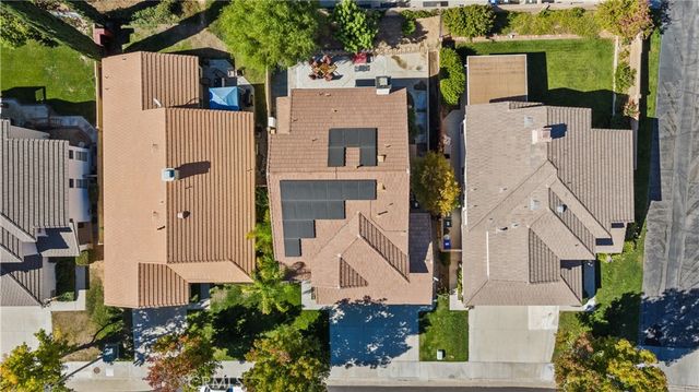 27687 Ron Ridge, Saugus, CA 91350