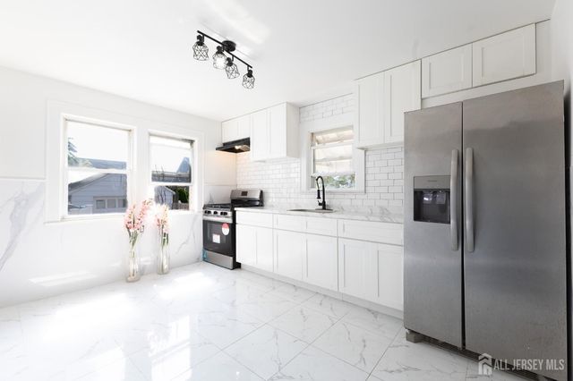 18 Cypress Street, Carteret, NJ 07008