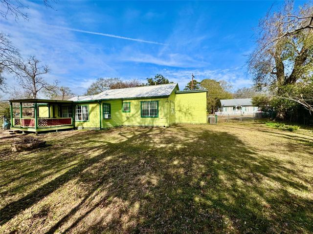 405 W Milam Street, Livingston, TX 77351