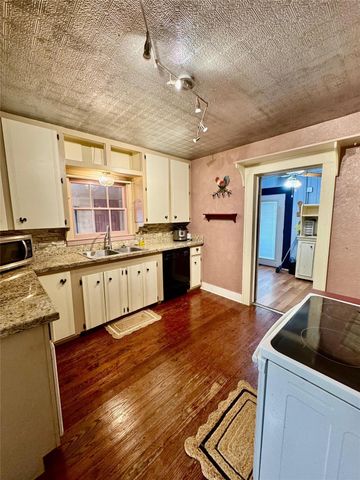 405 W Milam Street, Livingston, TX 77351