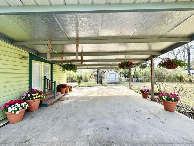 405 W Milam Street, Livingston, TX 77351