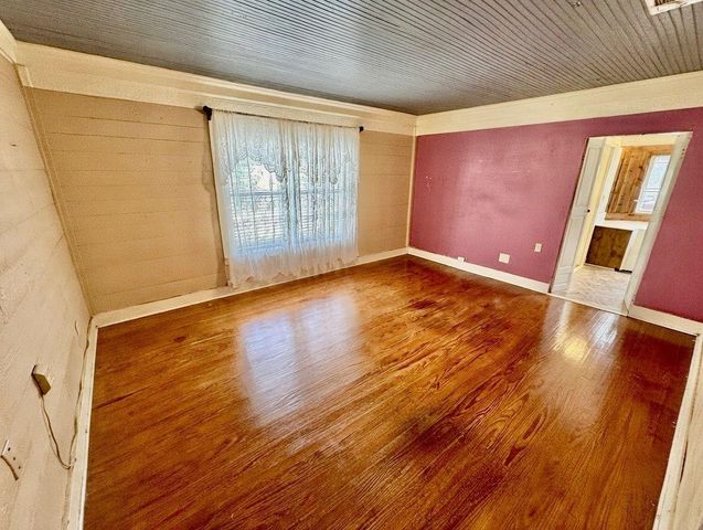 405 W Milam Street, Livingston, TX 77351