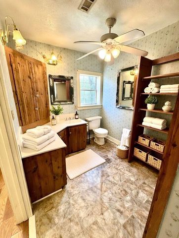 405 W Milam Street, Livingston, TX 77351