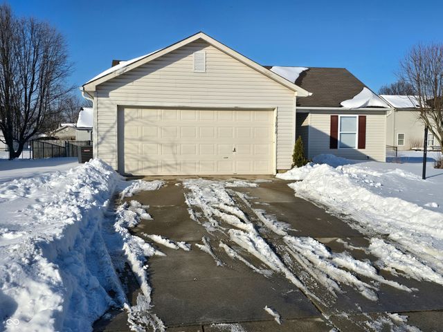 1616 Sweetwater Lane, Greenfield, IN 46140