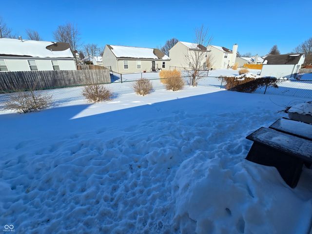 1616 Sweetwater Lane, Greenfield, IN 46140