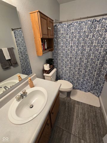 1616 Sweetwater Lane, Greenfield, IN 46140