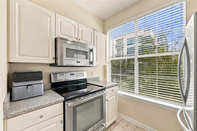 860 N ORANGE AVENUE 355, Orlando, FL 32801