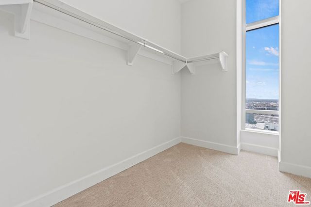 900 W Olympic Boulevard 28B, Los Angeles, CA 90015