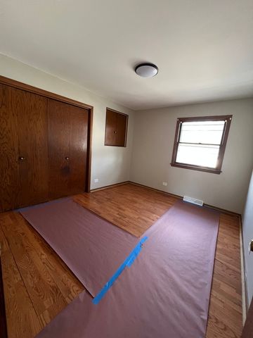 530 N Arizona Avenue, Glenwood, IL 60425