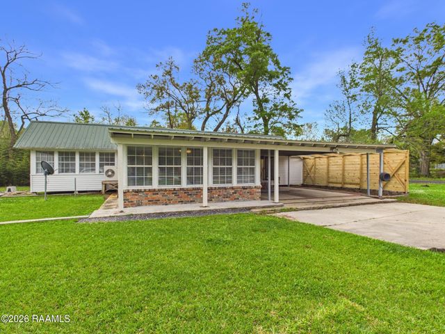 6235 Woodlawn Road, Maurice, LA 70555