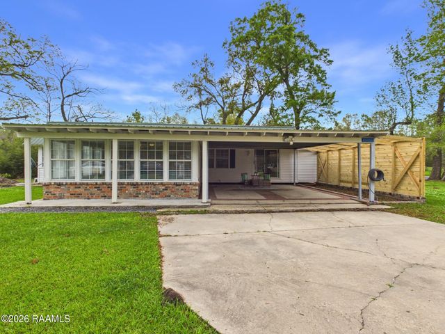 6235 Woodlawn Road, Maurice, LA 70555