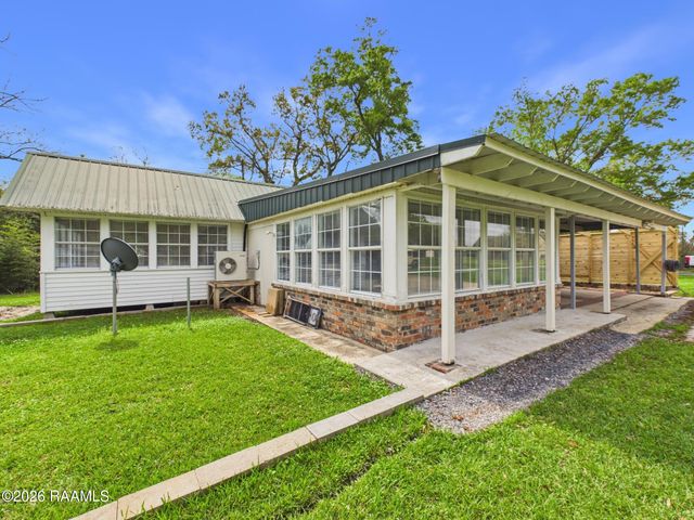 6235 Woodlawn Road, Maurice, LA 70555