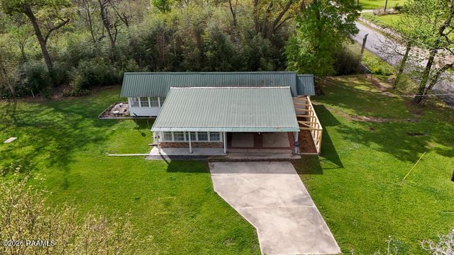 6235 Woodlawn Road, Maurice, LA 70555