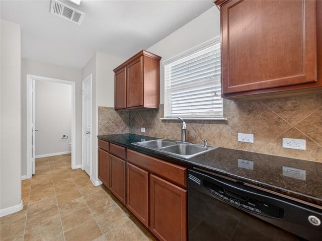 316 Lidell ST, Hutto, TX 78634
