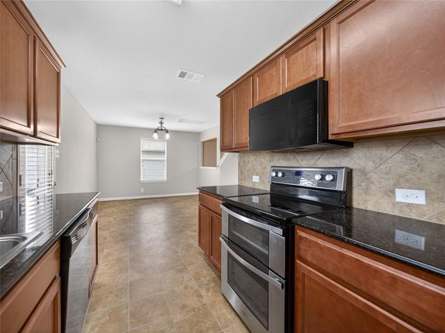 316 Lidell ST, Hutto, TX 78634