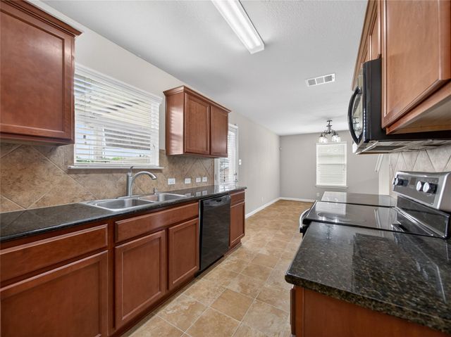 316 Lidell ST, Hutto, TX 78634
