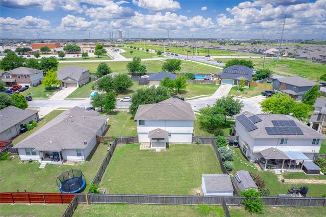 316 Lidell ST, Hutto, TX 78634