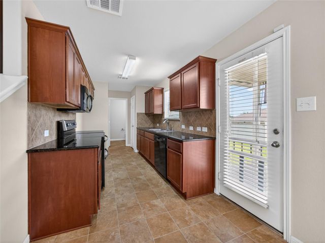 316 Lidell ST, Hutto, TX 78634