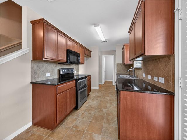 316 Lidell ST, Hutto, TX 78634