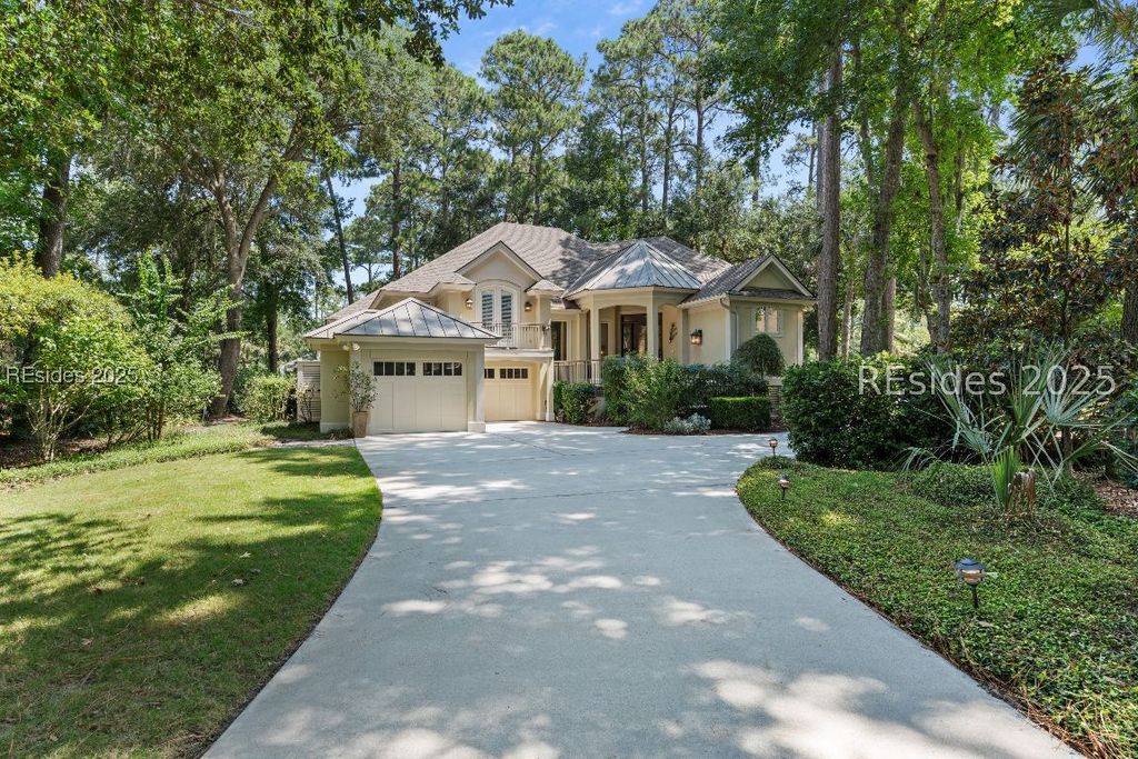 25 Long Brow Rd, Hilton Head Island, SC 29928