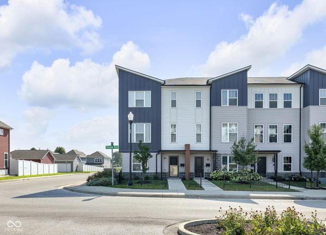 319 Steeples Boulevard, Indianapolis, IN 46222