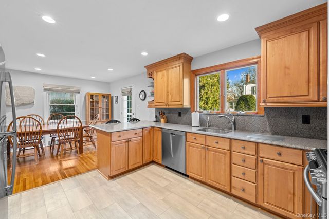 170 Woodbine Avenue, Merrick, NY 11566