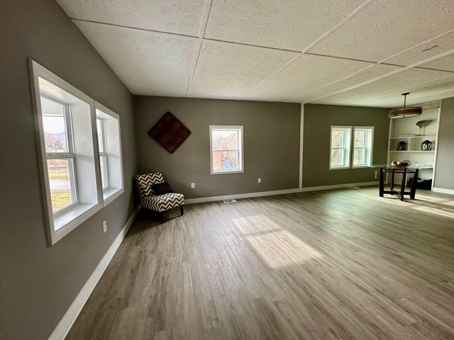 1121 Winchester Road, Irvine, KY 40336