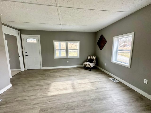 1121 Winchester Road, Irvine, KY 40336