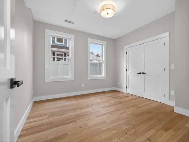 60 Stanley Street 102, Boston, MA 02125