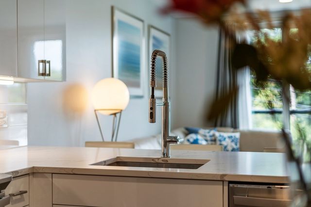 68 Los Angeles St 207, Newton, MA 02458