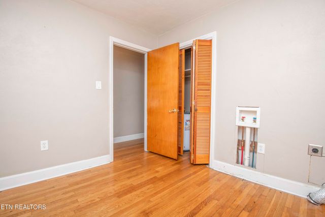 404 Douglas Lane, Clinton, TN 37716