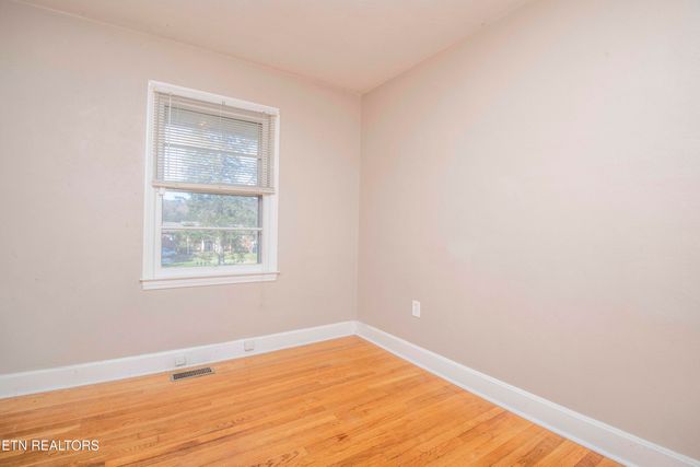 404 Douglas Lane, Clinton, TN 37716