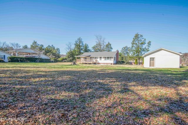 404 Douglas Lane, Clinton, TN 37716