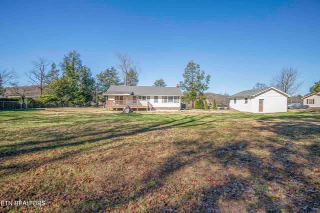 404 Douglas Lane, Clinton, TN 37716