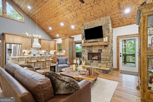 314 Lake View Lane, Ellijay, GA 30536