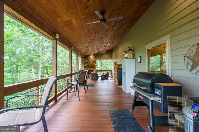 314 Lake View Lane, Ellijay, GA 30536