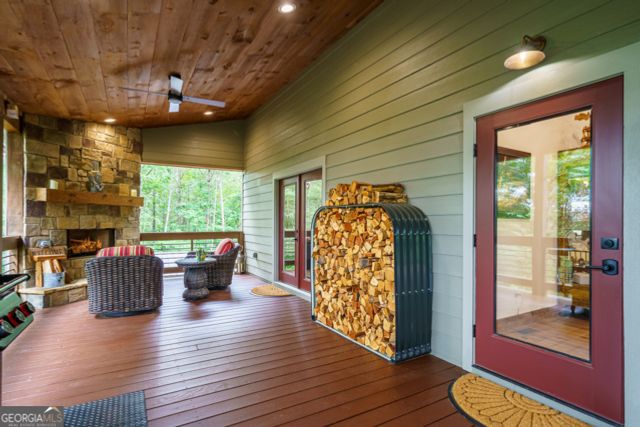 314 Lake View Lane, Ellijay, GA 30536