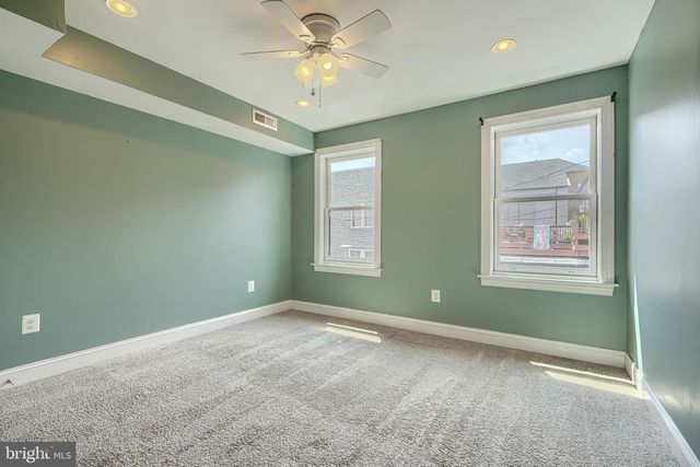 325 S REGESTER ST, Baltimore, MD 21231