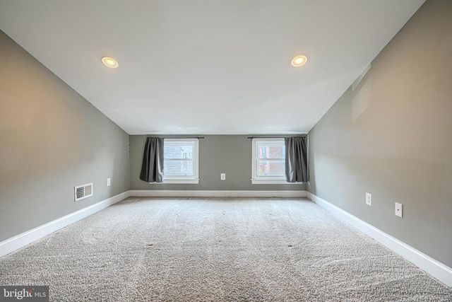 325 S REGESTER ST, Baltimore, MD 21231